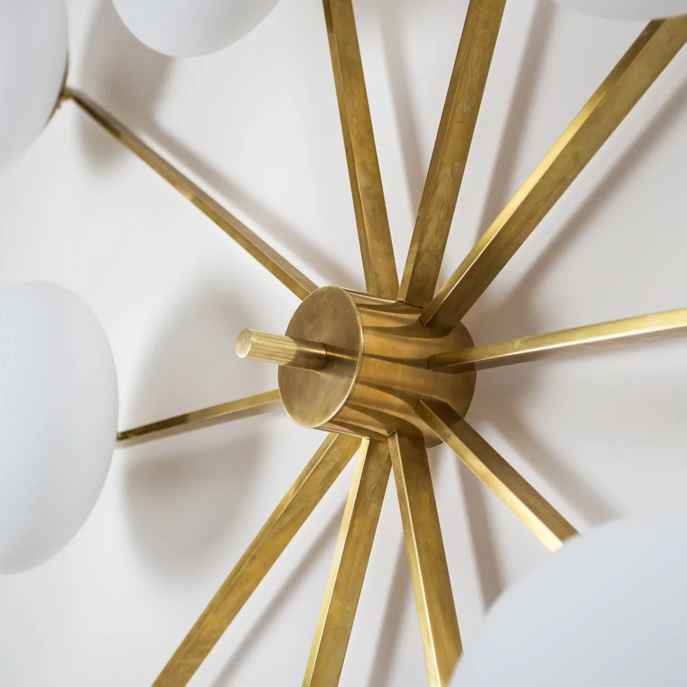 Lampada Cosmos in ottone