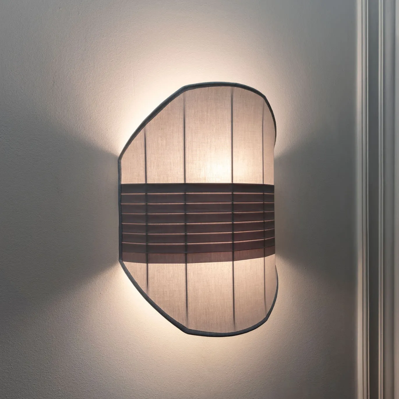 Lampada da parete Flag 50 grigio