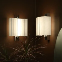 Lampada da parete media Capanni C in lino bianco e acciaio