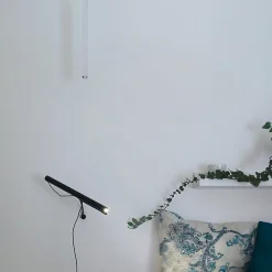 Lampada da parete nera Equilibrio