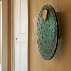 Lampada da parete Pine Shield in vetro verde
