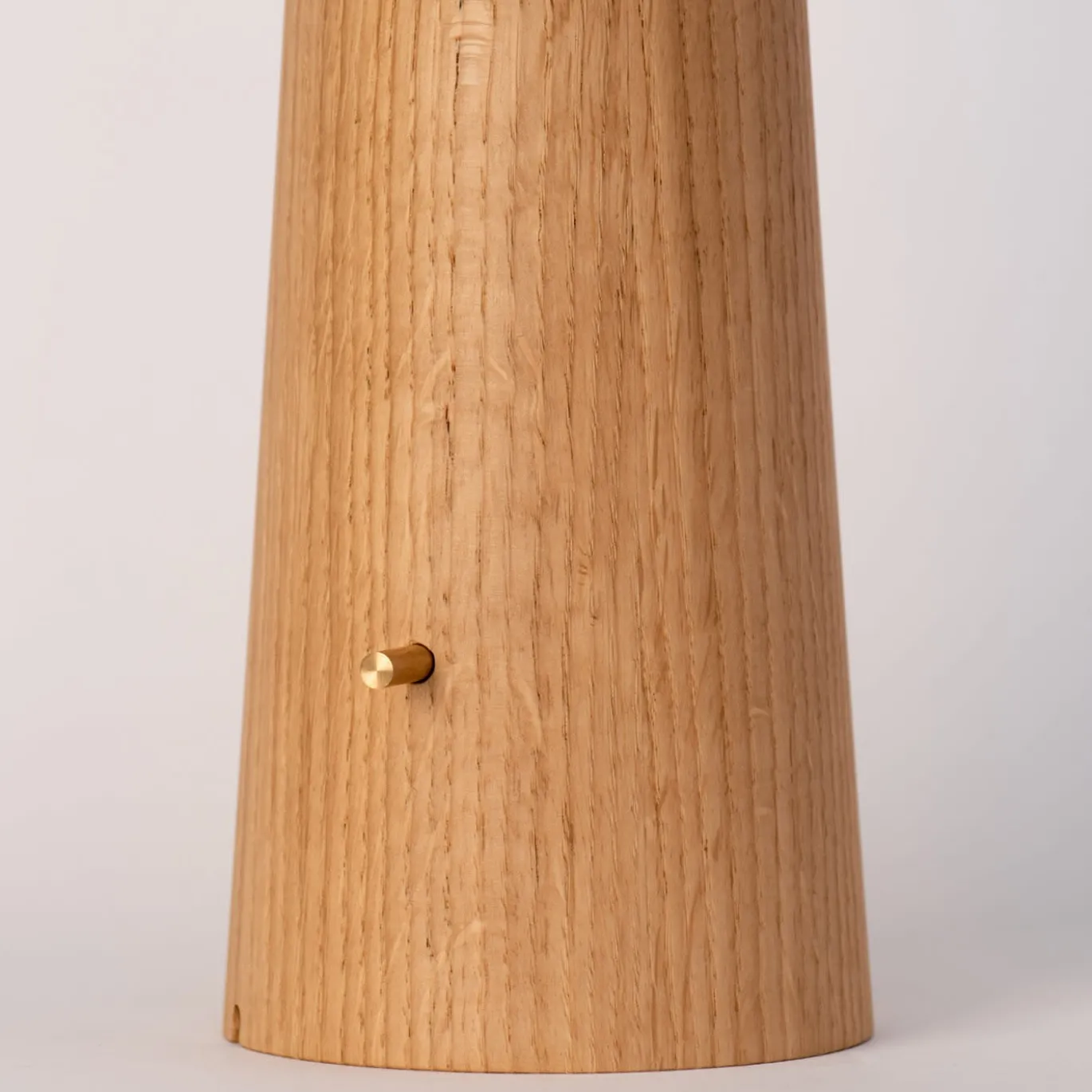 Lampada da studio in rovere