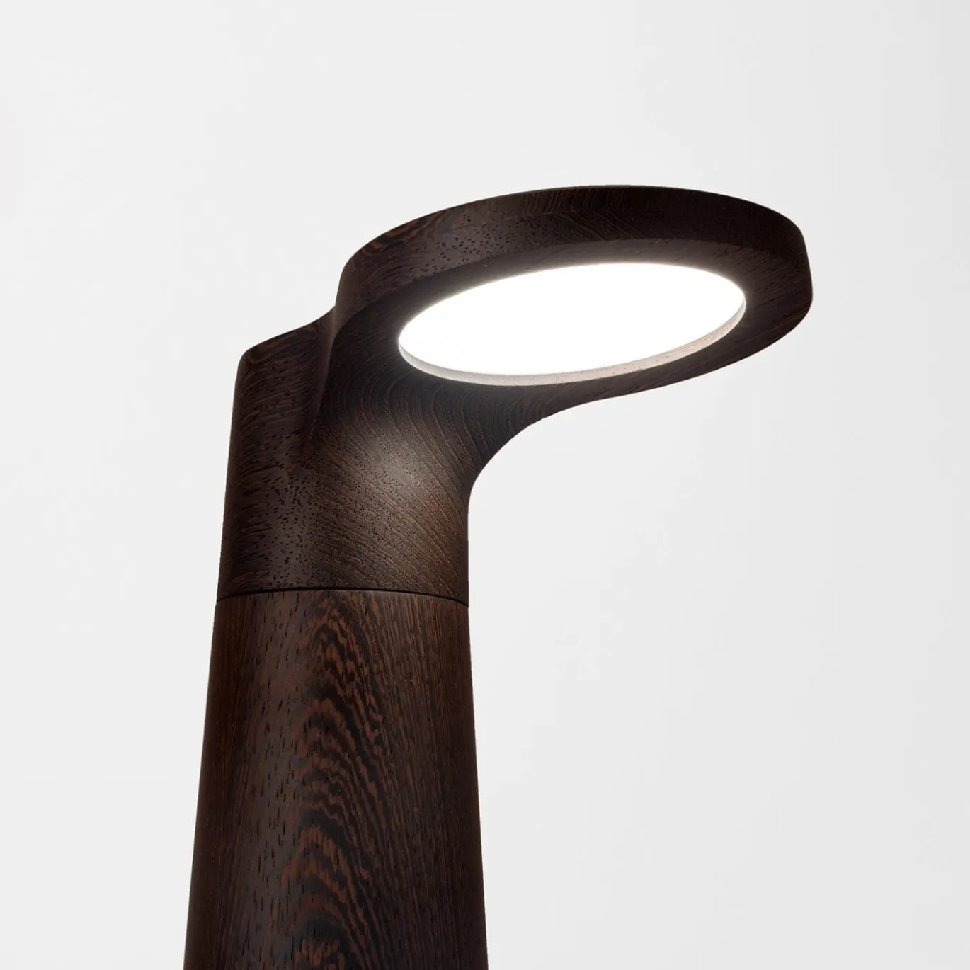 Lampada da studio in wengé