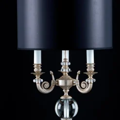 Lampada da tavolo a 3 luci in ottone con foglia d'argento e paralume nero