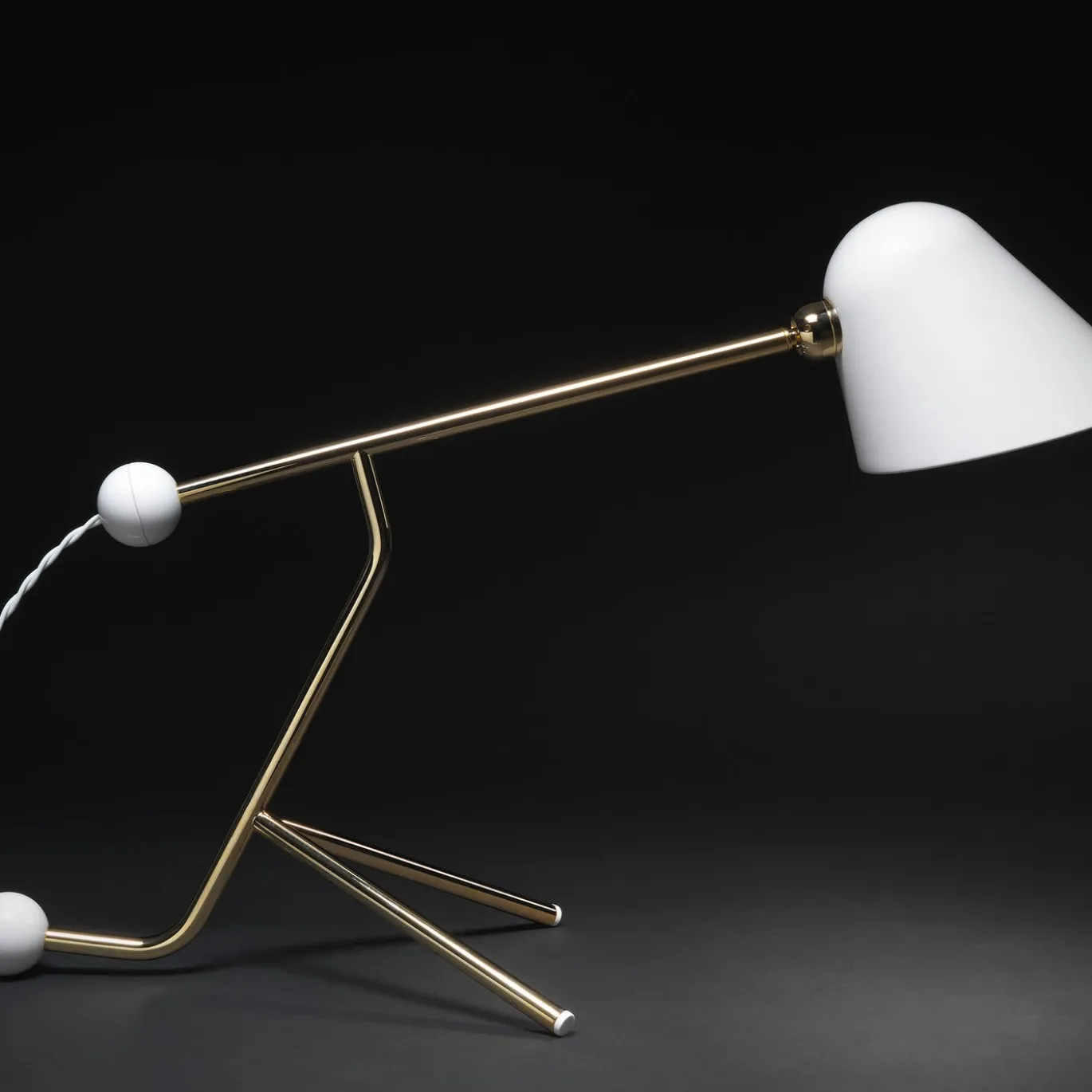 Lampada da tavolo Beghina White di Giulia e Guido Guarnieri