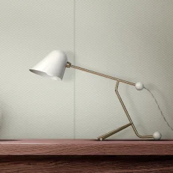 Lampada da tavolo Beghina White di Giulia e Guido Guarnieri