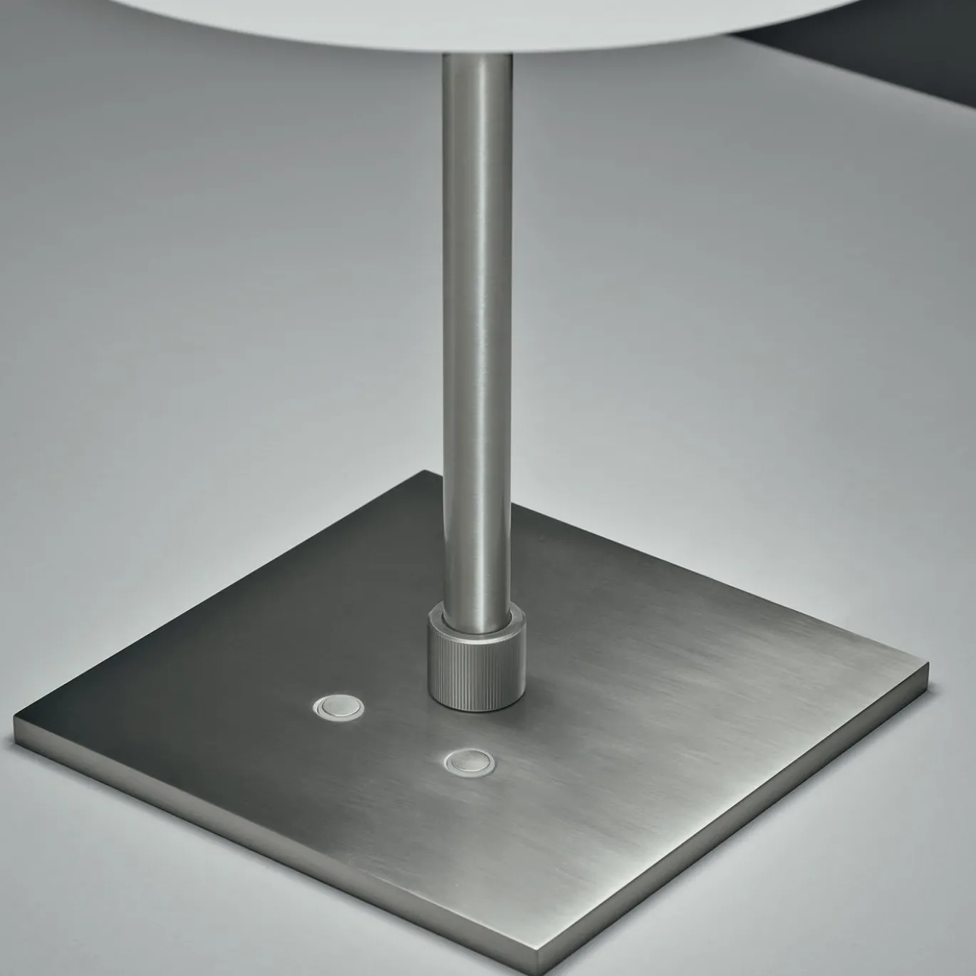 Lampada da tavolo Boa di Carlo Guglielmini