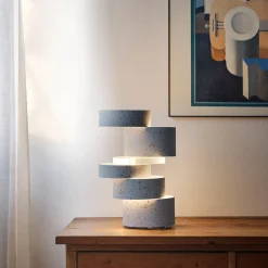 Lampada da tavolo Bovolo di BBA Studio