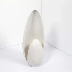 Lampada da tavolo Da Vinci in marmo bianco Sivec di ADL Atelier Design Lab