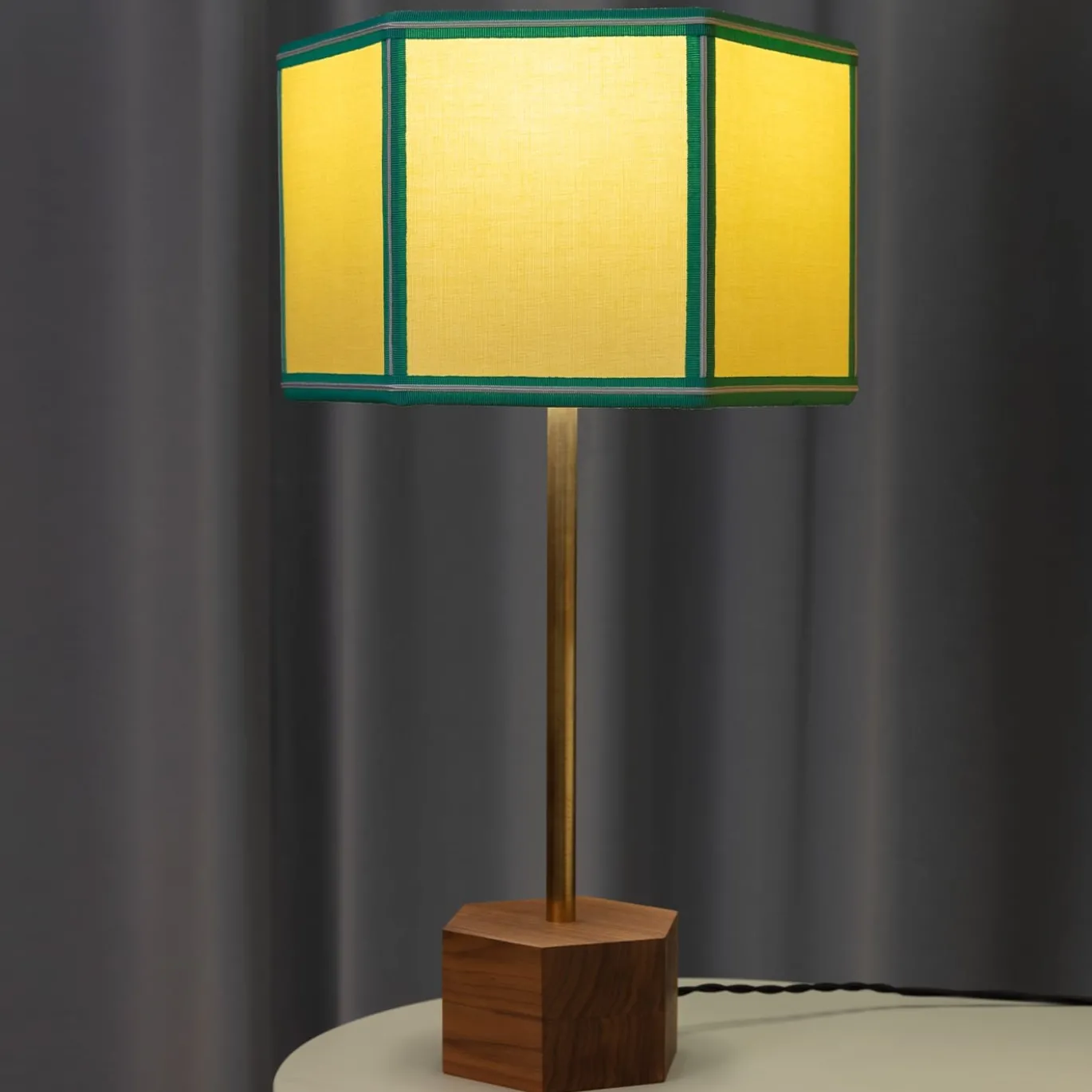 Lampada da tavolo Easy - Giallo