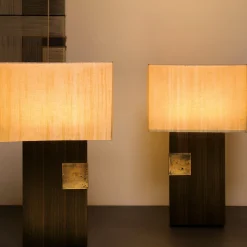 Lampada da tavolo Esperia con sensore a destra