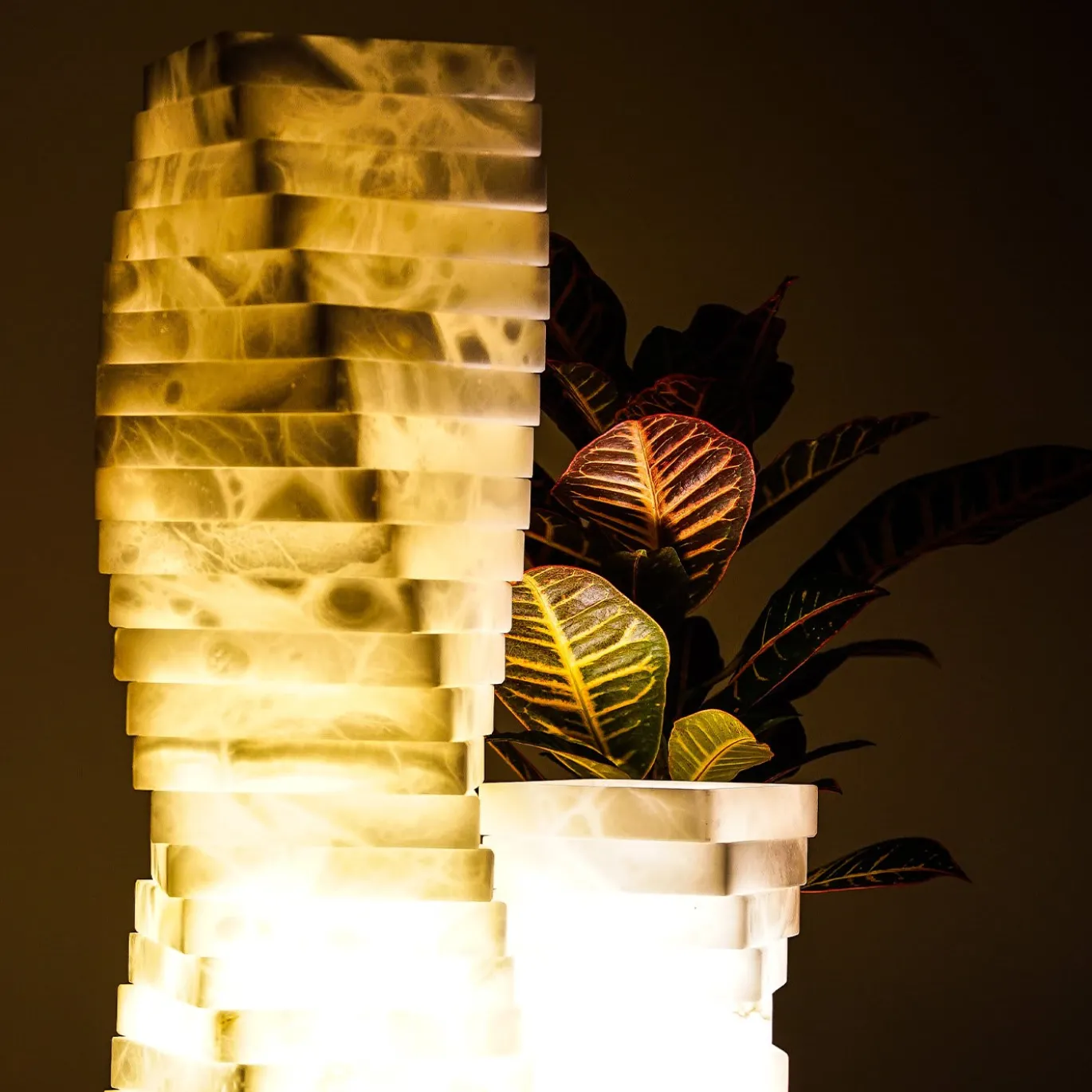 Lampada da tavolo Euphoria in alabastro
