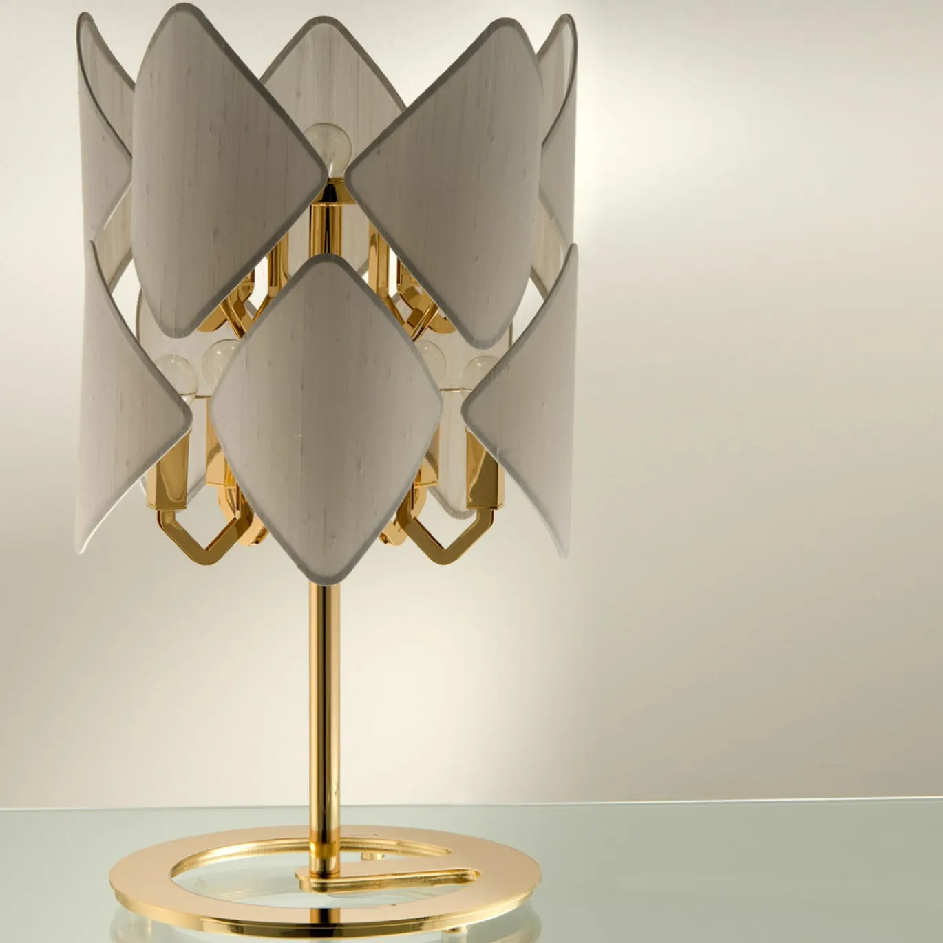 Lampada da tavolo Holly di Roberto Lazzeroni