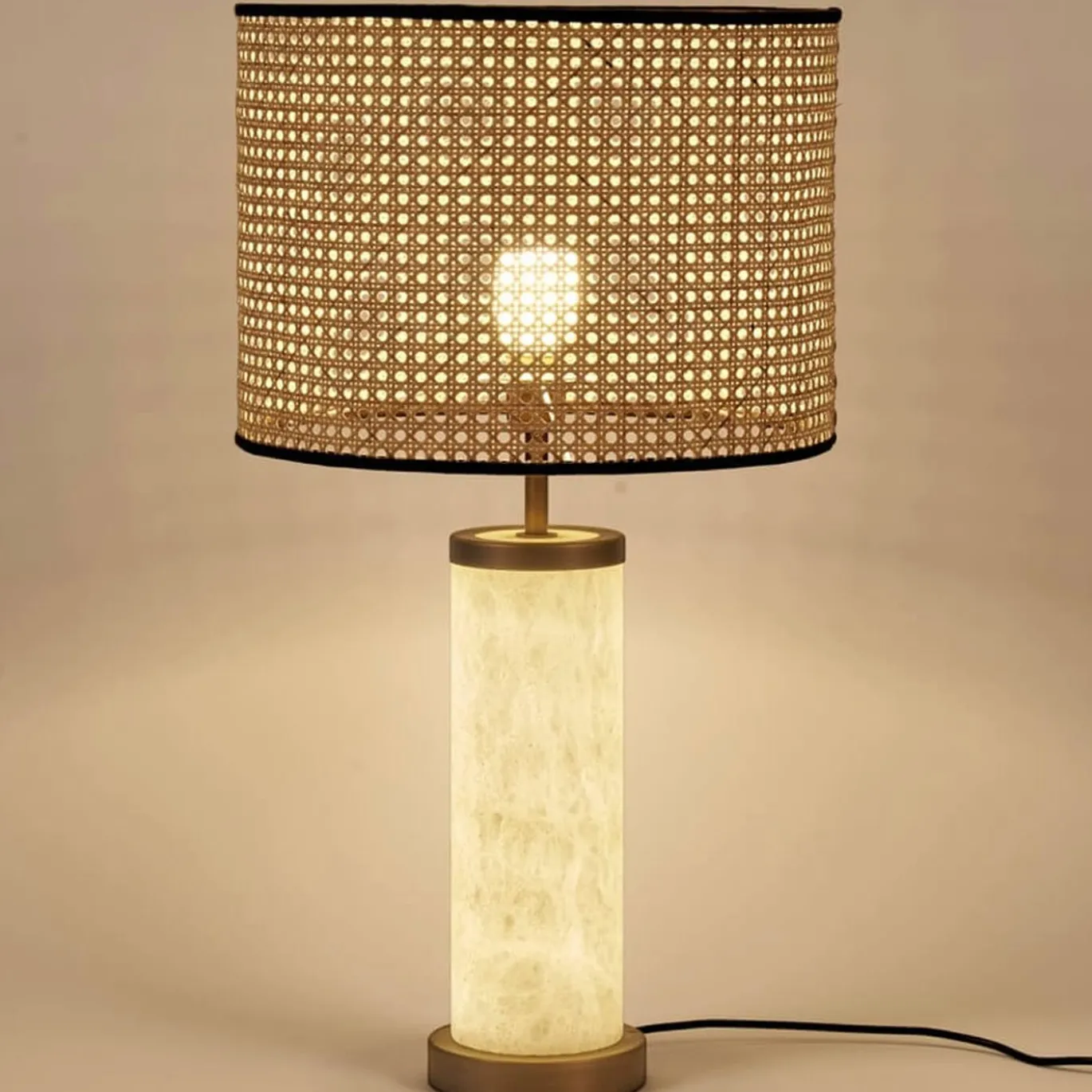 Lampada da tavolo Hortensia in alabastro retroilluminata