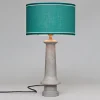 Lampada da tavolo in cemento turchese
