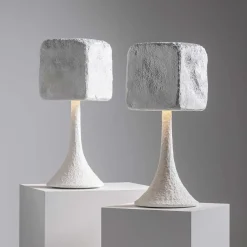 Lampada da Tavolo in Ceramica con Smalto Bianco Testurizzato