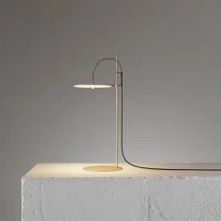 Lampada da tavolo in ottone dorato NKD01