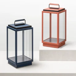 Lampada da tavolo in pelle blu Blakes