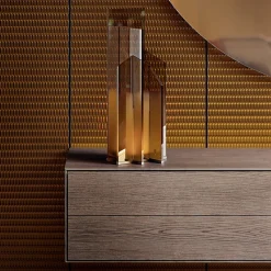 Lampada da tavolo in vetro cognac Highrise