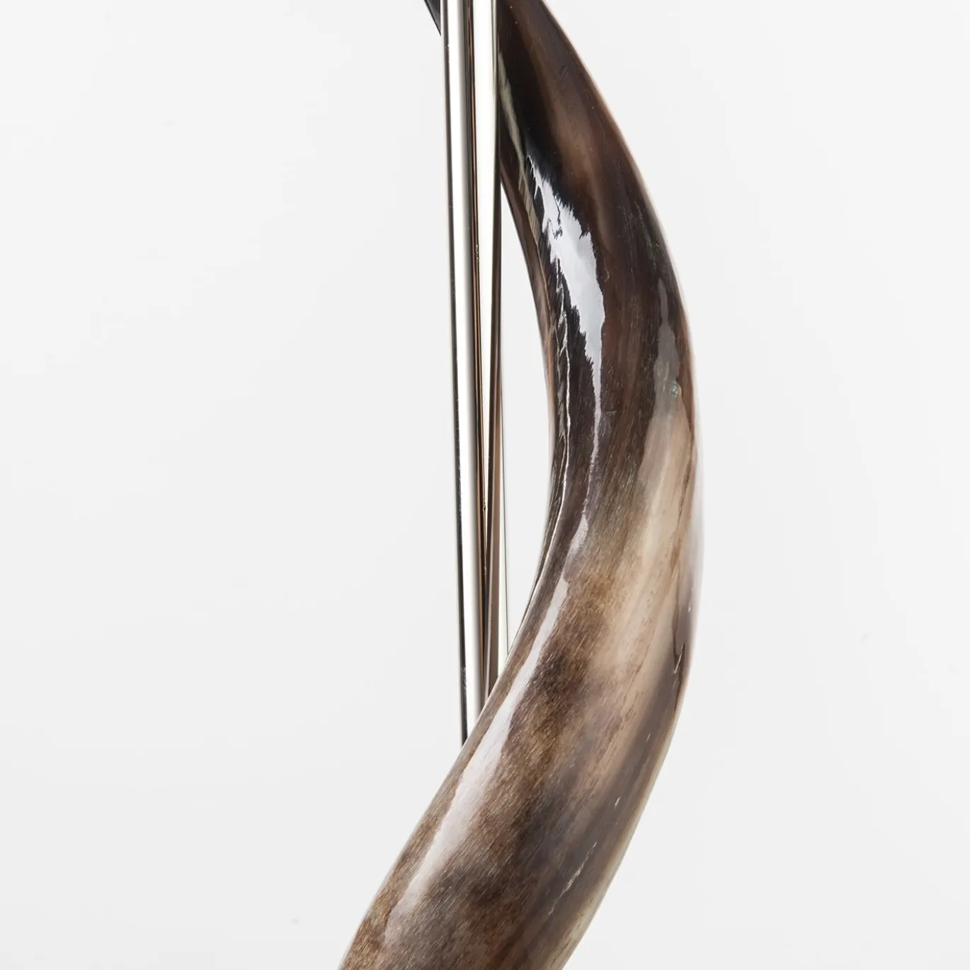 Lampada da Tavolo Kudu in Corno Argento