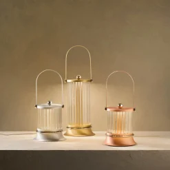 Lampada da tavolo Lilli in rame