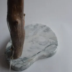Lampada da tavolo Luma Dipladenia in ceramica e marmo