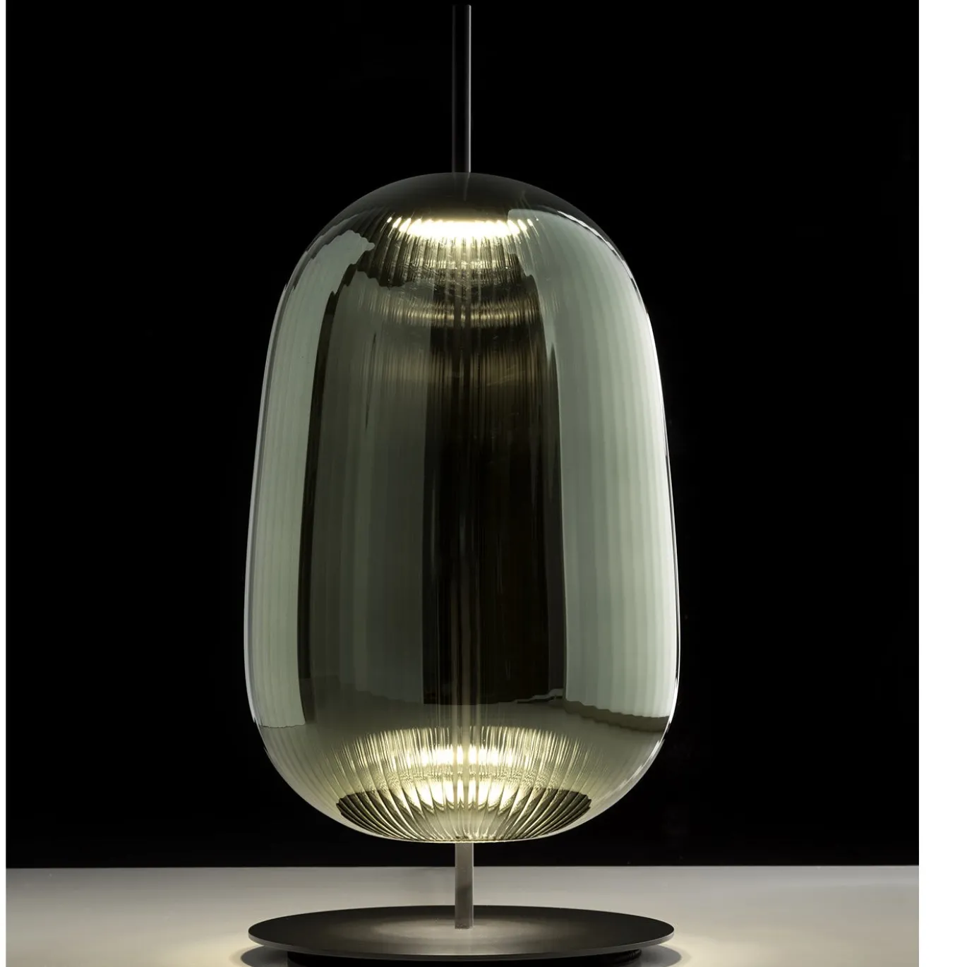 Lampada da Tavolo Maat in Vetro Verde Smeraldo