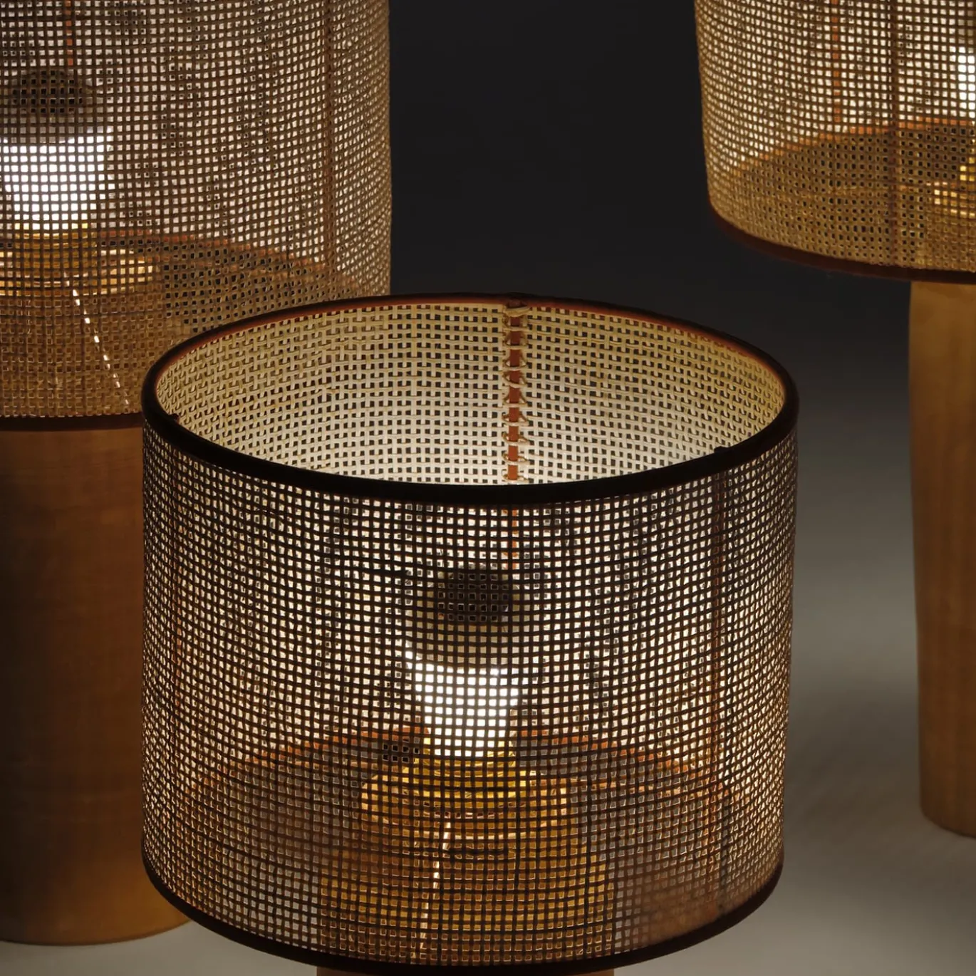 Lampada da tavolo media in rattan Sonora