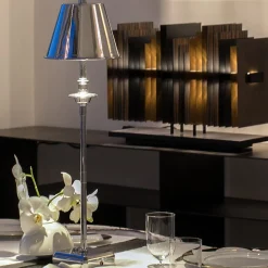 Lampada da tavolo Mokum di Grand & Johnson