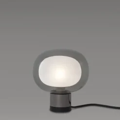 Lampada da tavolo Nabila in cromo nero di Corrado Dotti