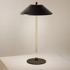 Lampada da tavolo nera Candilee di Isacco Brioschi