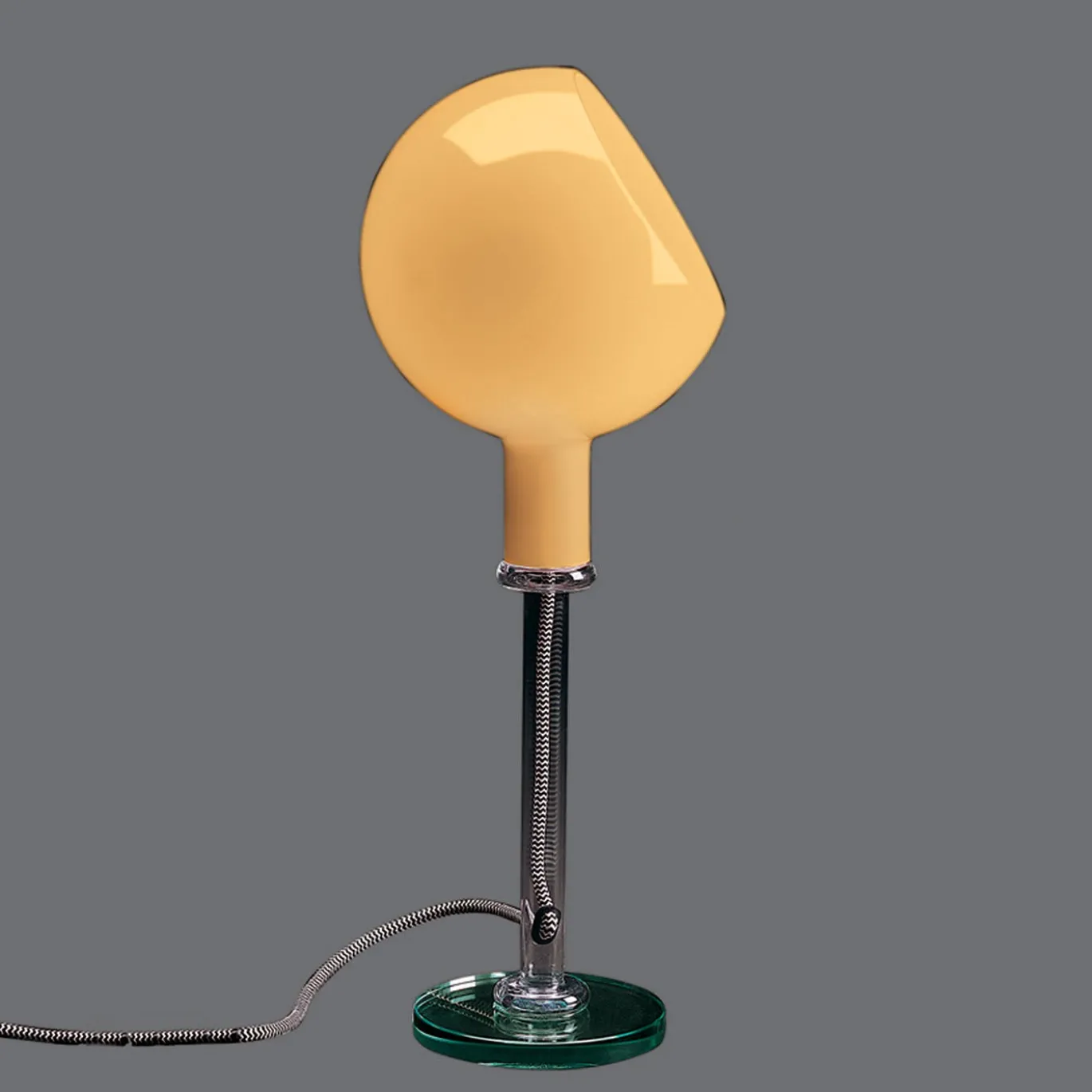 Lampada da tavolo Parola di Gae Aulenti e Piero Castiglioni