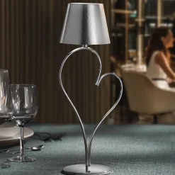Lampada da Tavolo Ricaricabile Venus in Ottone Lucido Argento