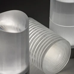 Lampada da tavolo ricaricabile Haute Stripe di Federico Peri