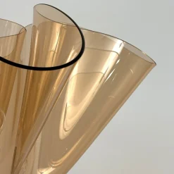 Lampada da Tavolo Scultorea Fazzoletto Rosa in Vetro