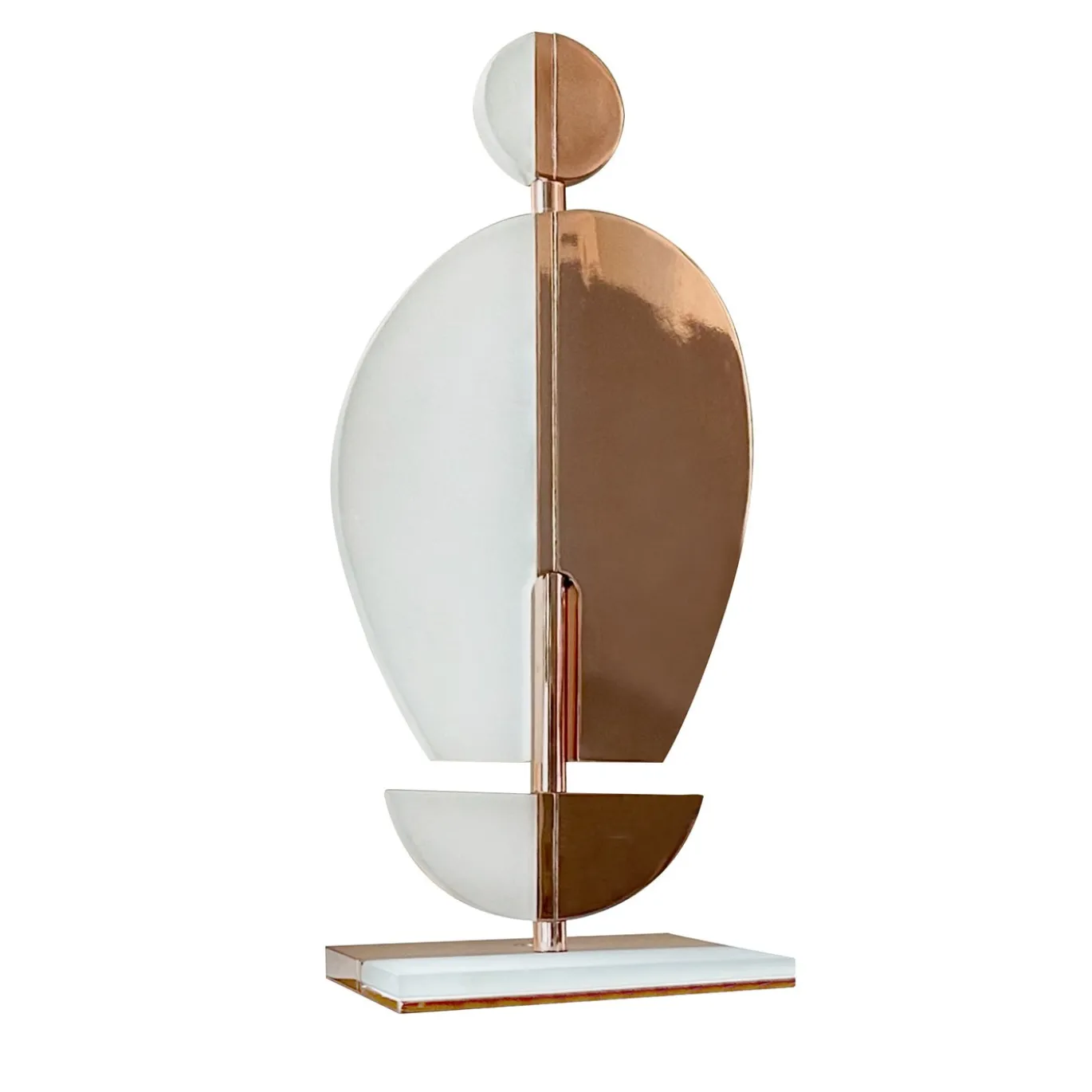 Lampada da tavolo scultorea Umanoide in ottone rosa e vetro opalino bianco