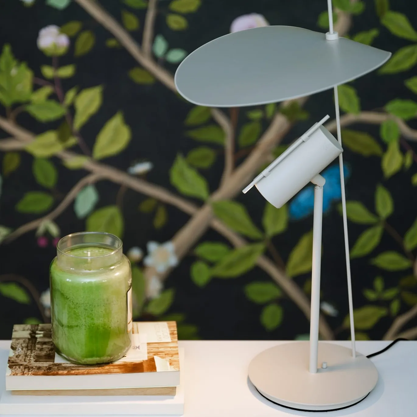 Lampada da Tavolo Stilla in Metallo Beige