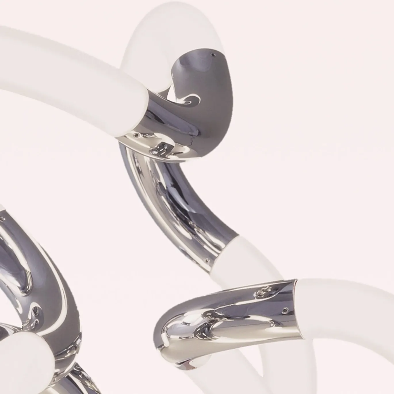 Lampada da tavolo Tangle in argento e bianco