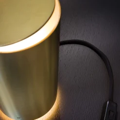 Lampada da tavolo Tubo Tavolo di Mickael Fabris