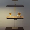 Lampada da terra Armor in pelle e ottone