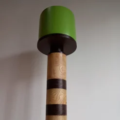 Lampada da terra Dorica verde di Pietro Meccani
