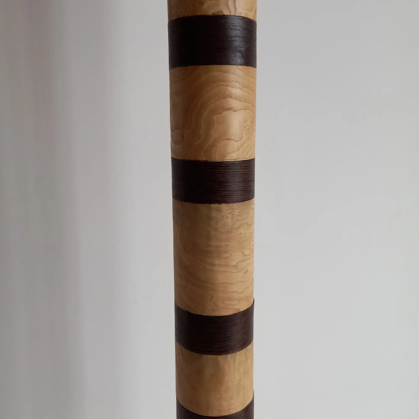 Lampada da terra Dorica verde di Pietro Meccani