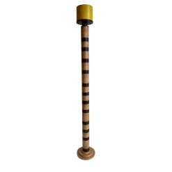 Lampada da terra Dorica Yellow di Pietro Meccani