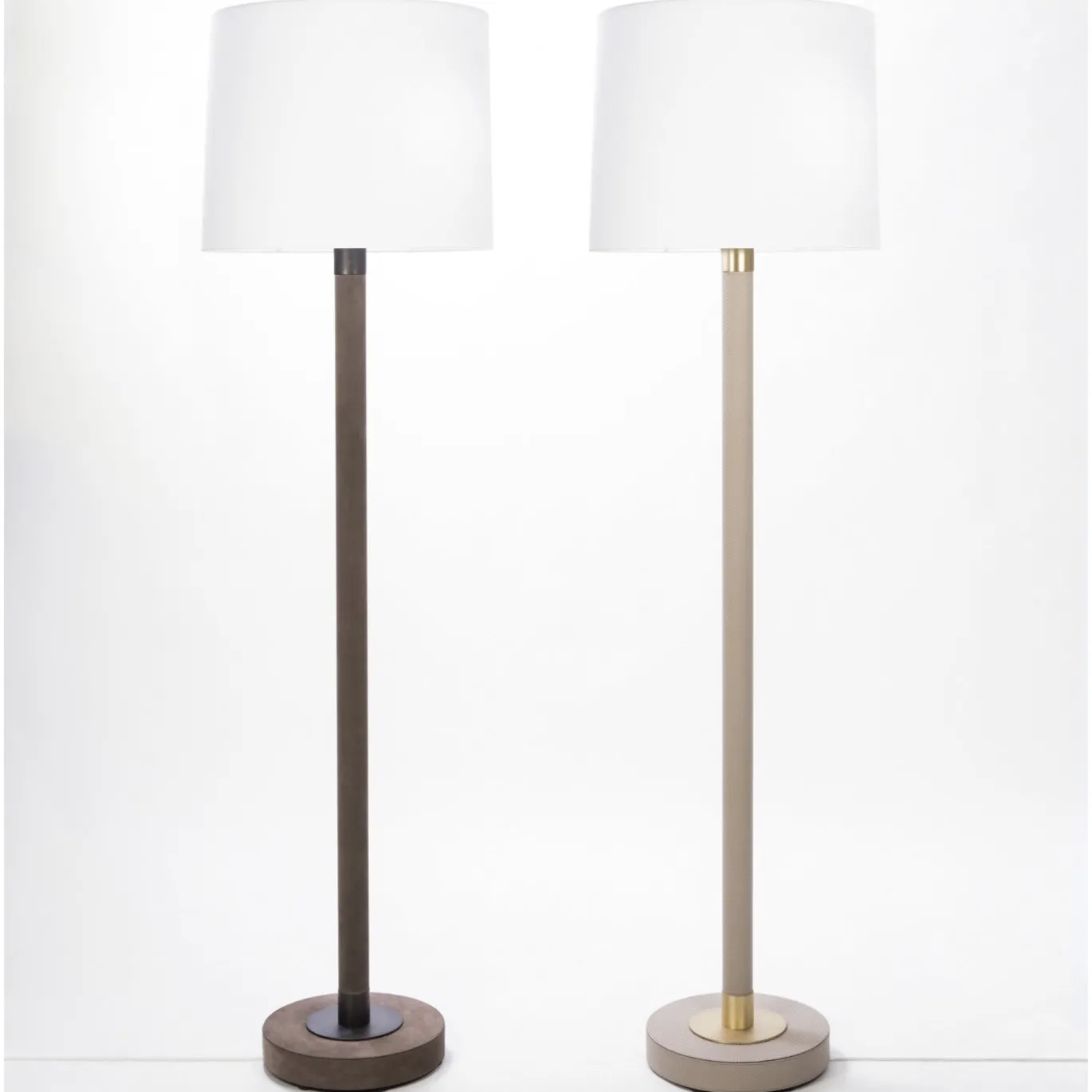 Lampada da terra Gallia con finitura in ottone