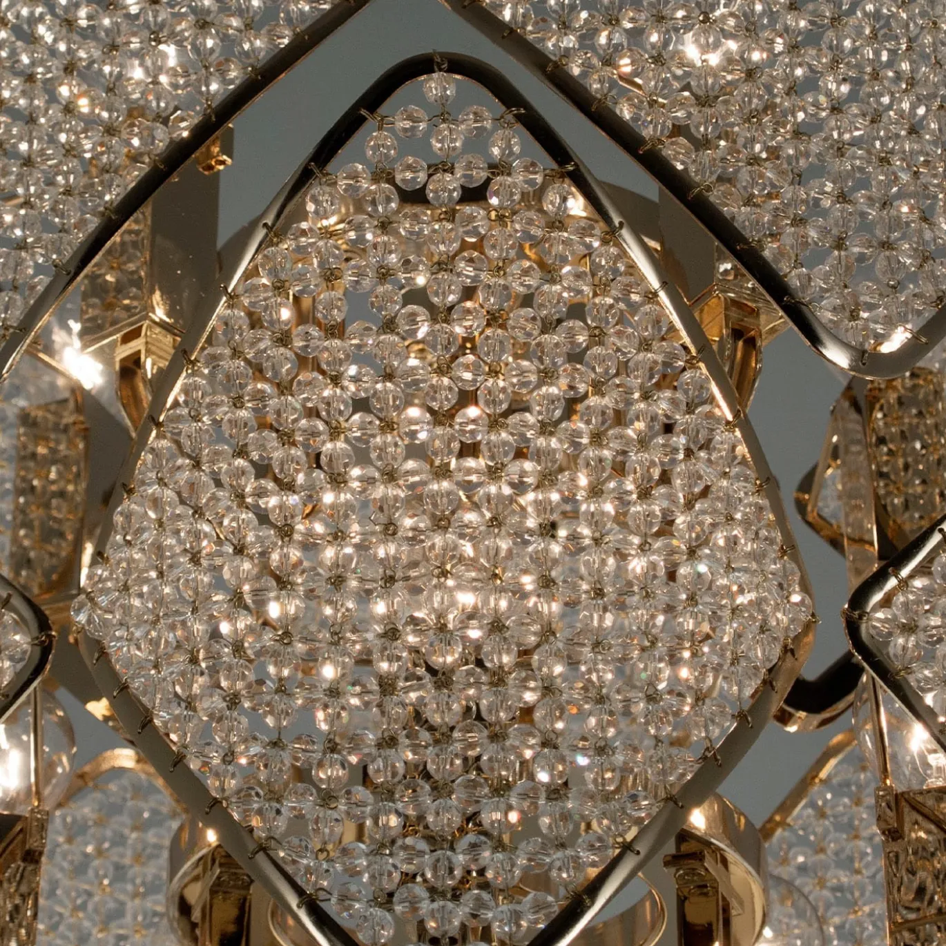 Lampada da terra Holly di Roberto Lazzeroni