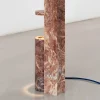 Lampada da terra in marmo Mostro VI Rosa Peralba