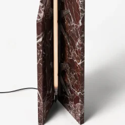 Lampada da terra in marmo Rosso Levanto di Parasite 2.0