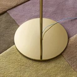 Lampada da terra Pill di Matteo Zorzenoni