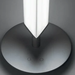 Lampada da terra Presbitero di Pierluigi Cerri