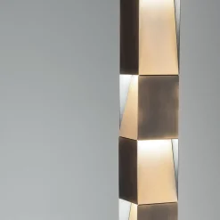 Lampada da terra Stick di Cino Zucchi